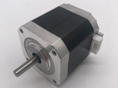 步進電機和伺服系統之間的性能差異設計