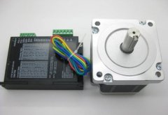 步進驅動器控制步進電機更加精密